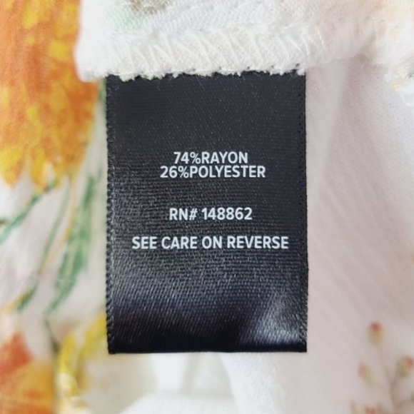 TORRID ☆ SPRING FLOWERS ☆ WASHABLE GAUZE ☆ OVER-BLOUSE ☆ NWT - Picture 7 of 9